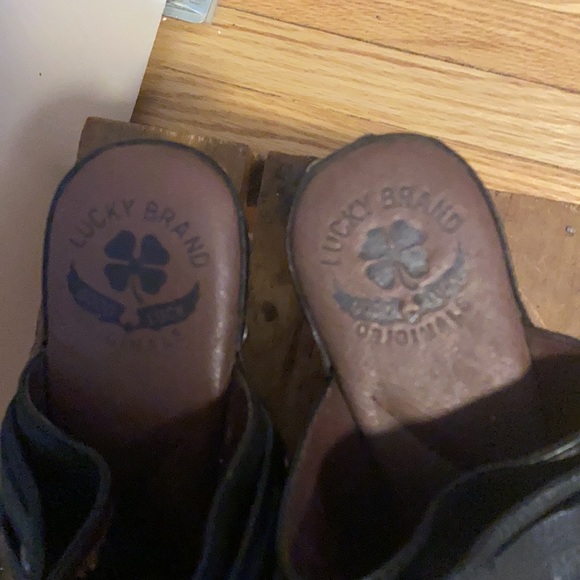 New* Lucky Brand Leather Clogs - Picture 7 of 8